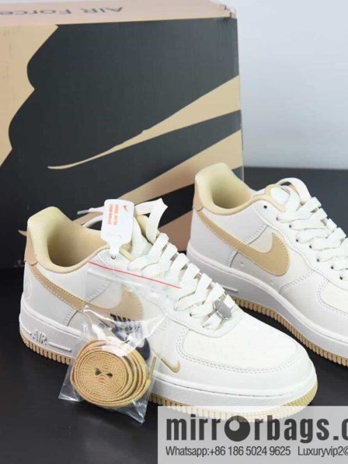 Nike Air Force 1 Low Air Force One low-top sports and leisure board shoes ape head joint name, double hook, beige yellow, item number: BS9055 747