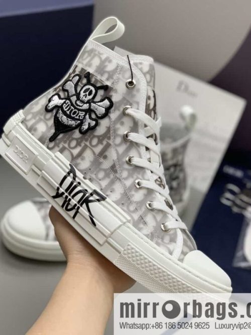 DIOR Dior uses black transparent mesh to carefully make B23 high-top shoes