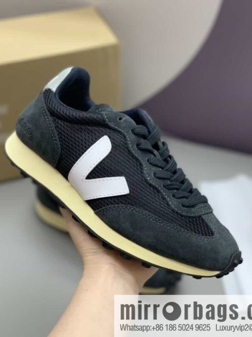 VEJA His & Hers Vintage Forrest Gump Shoes