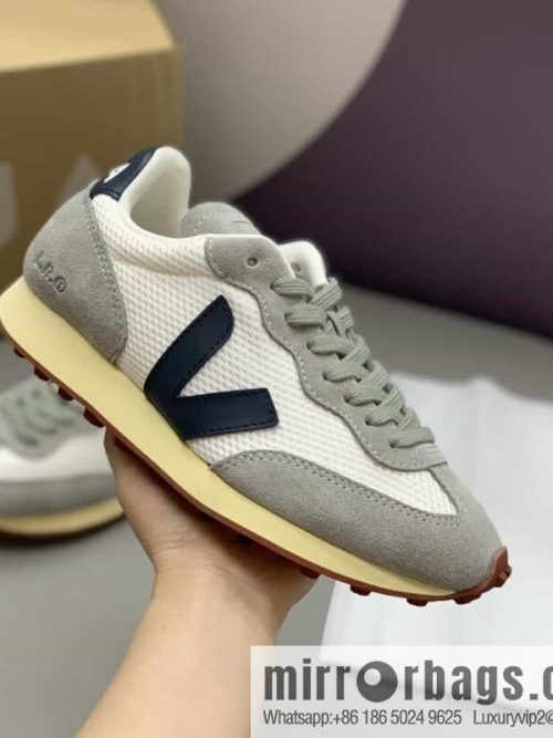 VEJA His & Hers Vintage Forrest Gump Shoes