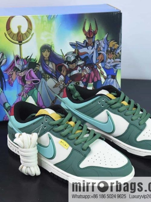 Nike SB Dunk Low \"Saint\" Dunk series low-top casual sports skateboard shoes \"dark green beige purple dragon saint\" ZD2356-156