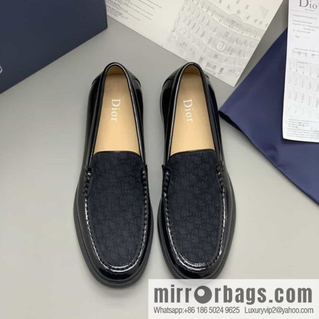 DIOR Dior men\'s loafers crafted in black smooth cow leather (fabric)