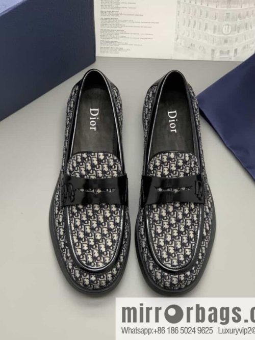 DIOR Dior men\'s loafers crafted in black smooth cow leather (fabric)