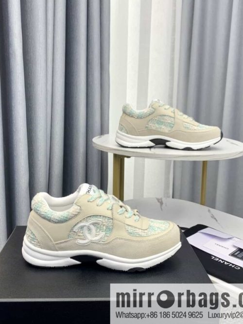 Chanel Chanel\'s latest suede panda shoes casual sneakers skate shoes