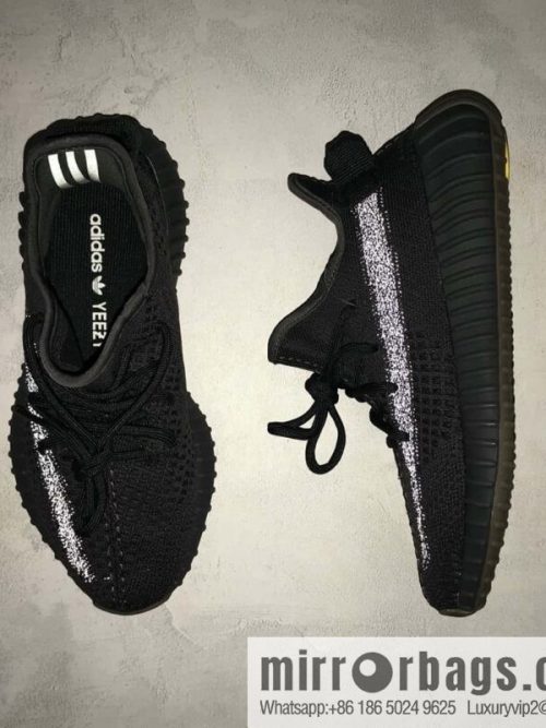 Coconut 350 V2 A version, black raw rubber side through gypsy sneakers