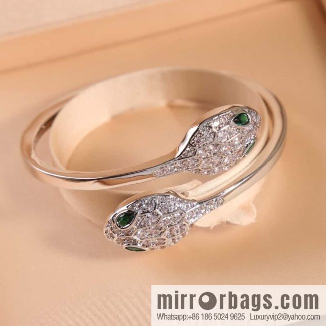 Bulgari BVLGARI latest series SERPENTI bracelet double snake head bracelet - Image 3