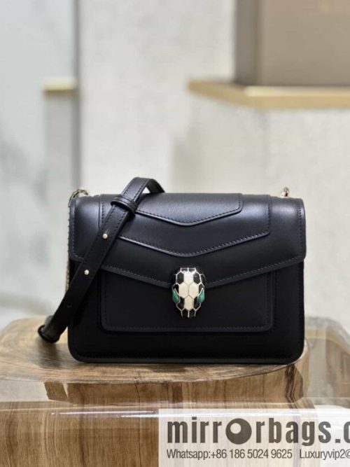 New \"Serpenti Forever\" crossbody bag model: 289676