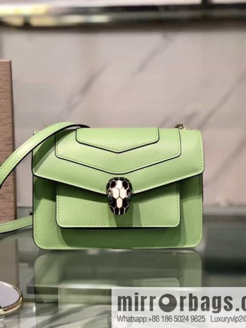 New \"Serpenti Forever\" crossbody bag model: 289676