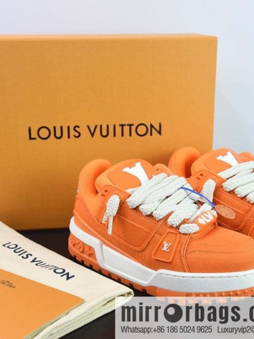 LV Louis Vuitton Trainer Maxi series bread shoes