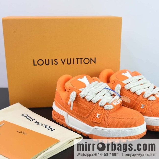 LV Louis Vuitton Trainer Maxi series bread shoes