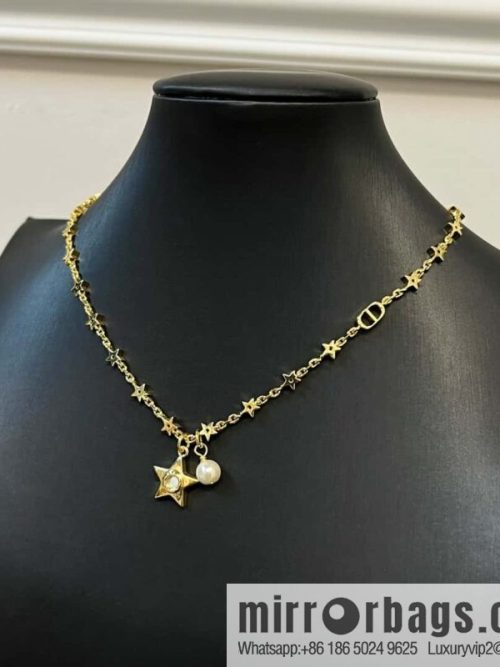 New ☑️ DIOR Dior pentagram ⭐ star pearl necklace