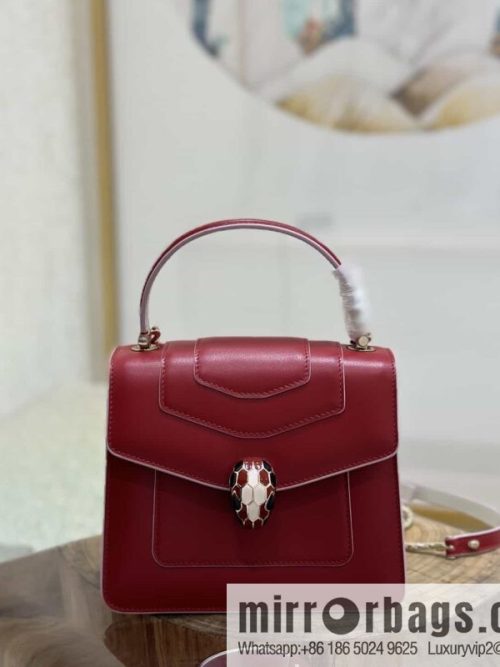 [Bvlgari] Bulgari counter hot-selling Serpenti Forever wrist organ bag model number: 38329