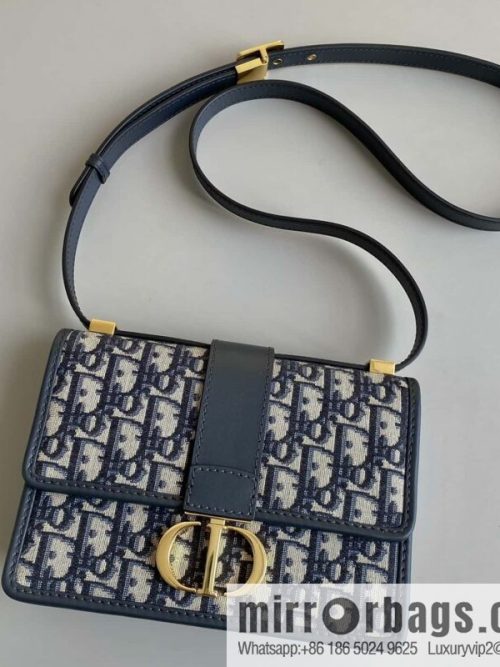 Small 30 MONTAIGNE handbag M9234UTZQ_M928