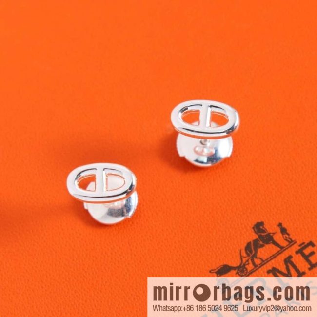 New ☑️ Hermès HERMES smooth pig nose stud earrings