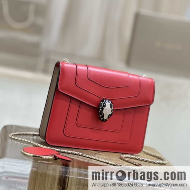 [Bvlgari] Bulgari counter classic top version Serpenti Forever \"single layer\" clamshell small square bag model number: 35107