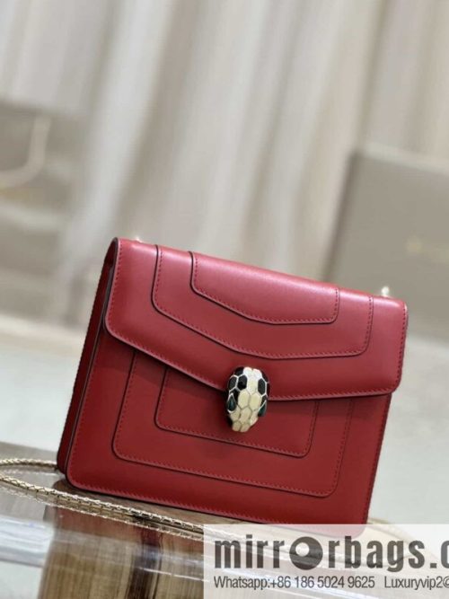 [Bvlgari] Bulgari counter classic top version Serpenti Forever \"single layer\" clamshell small square bag model number: 35107