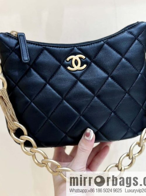 CHANEL 23A Premium Handicraft Workshop Series hobo armpit bag AS4220 black