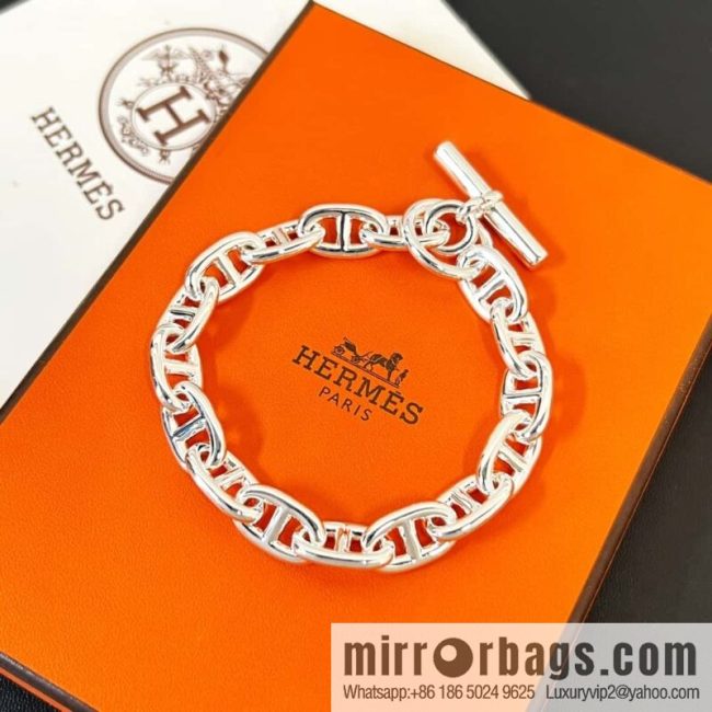 Narrow version, new ☑️ Hermès HERMES pig nose OT bracelet