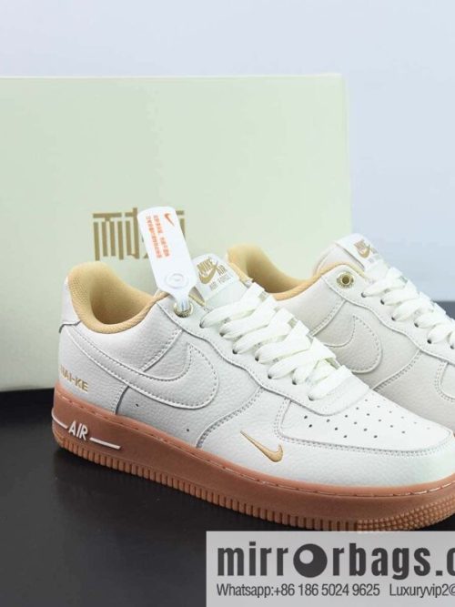Nike Air Force 1 Low Air Force One low-top sports and leisure board shoes, double hook, raw rubber sole NAI-KE printed item number: NK0621 988