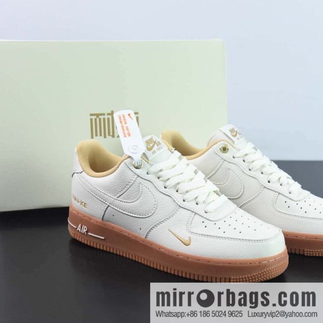 Nike Air Force 1 Low Air Force One low-top sports and leisure board shoes, double hook, raw rubber sole NAI-KE printed item number: NK0621 988