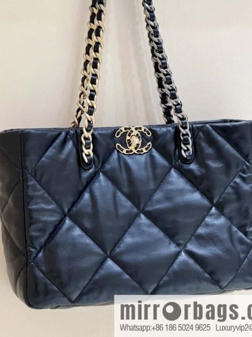 CHANEL 22k autumn and winter high-end ready-to-wear series shopping bag 19 horizontal shopping bag AS3660