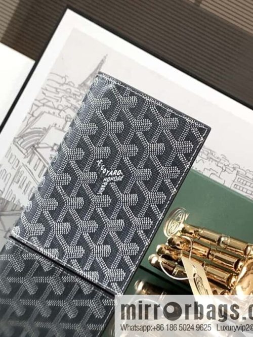 Goyard Grenelle passport holder 7706