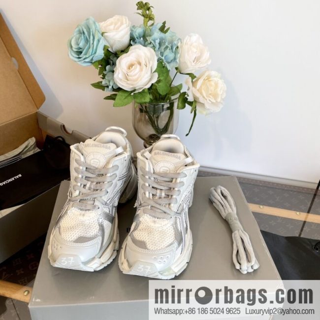 𝐁𝐚𝐥𝐞𝐧𝐜𝐢𝐚𝐠𝐚 𝐑𝐮𝐧𝐧𝐞𝐫| seven generations. Vintage do old dad sneakers - Image 13