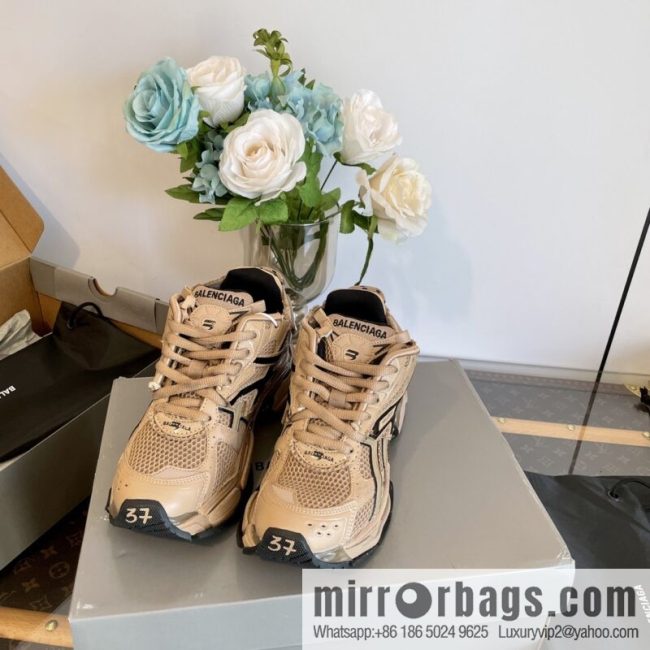 𝐁𝐚𝐥𝐞𝐧𝐜𝐢𝐚𝐠𝐚 𝐑𝐮𝐧𝐧𝐞𝐫| seven generations. Vintage do old dad sneakers - Image 11