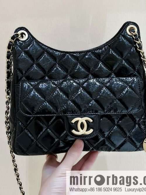 CHANEL 23C early spring vacation new No. 5 gold coin tag hobo hippie bag AS3690