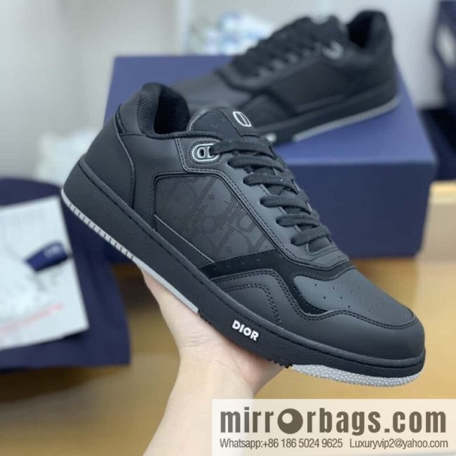 DIOR Dior uses black smooth cow leather (fabric) to carefully make B27 low-top sneakers