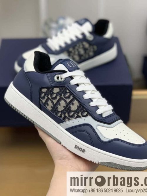 DIOR Dior uses black smooth cow leather (fabric) to carefully make B27 low-top sneakers