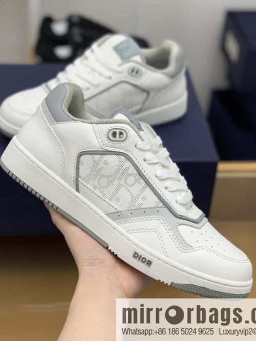 DIOR Dior uses black smooth cow leather (fabric) to carefully make B27 low-top sneakers