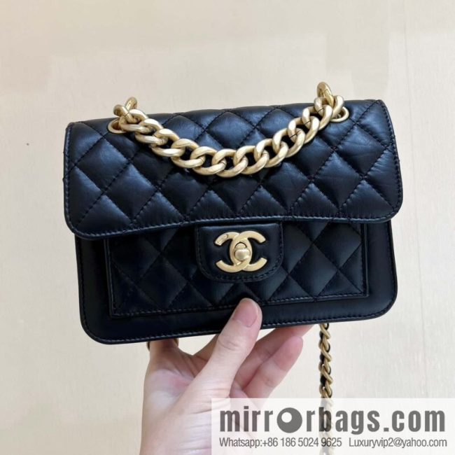 CHANEL 23S Spring/Summer Collection, Tofu Bun AS4051