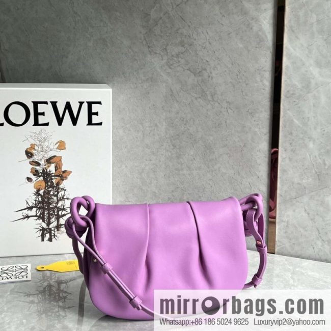 LOEWE latest series Paseo new member Paseo Satchel 0686 purple