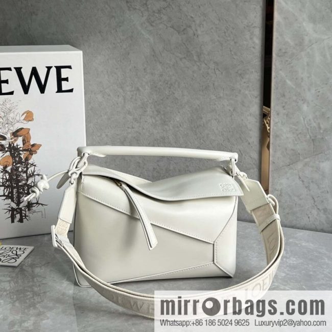 LOEWE Monochrome Glaze Puzzle geometric bag 0681 white