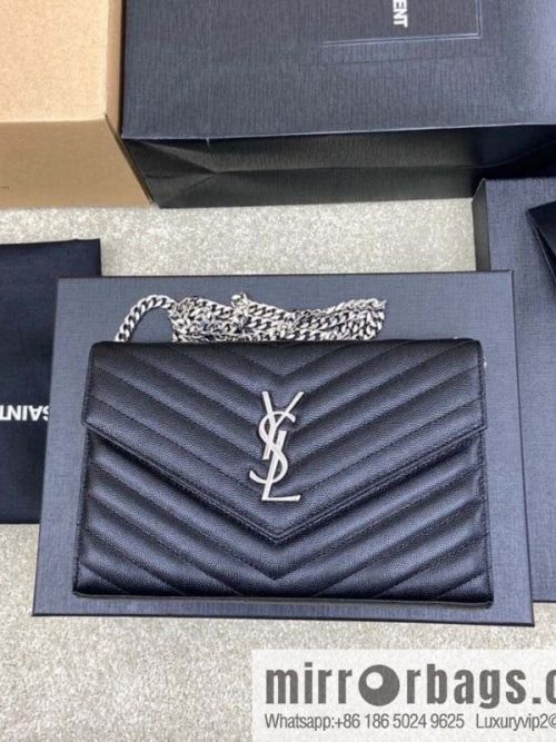 MONOGRAM caviar texture original leather version envelope bag model: 360452