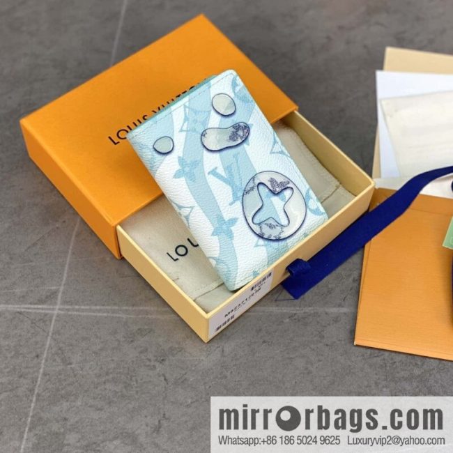 LV M82371 Pocket Organizer