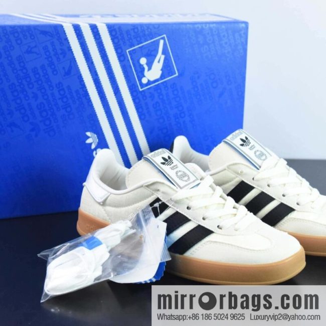Adidas Gazelle Indoor Trainers Antelope Internal Training Series Low Top Vintage Versatile Leisure Sports German Training Wind Board Shoes \"Milk White Mandarin Duck Black Raw Rubber Bottom\" Item Number: IG3677