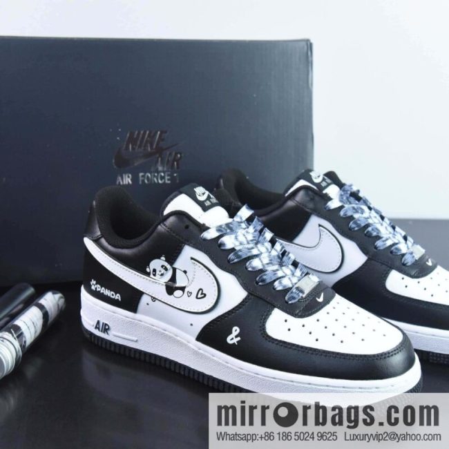 NK Air Force 1 Air Force One board shoes black and white double hook, official item number: DV0788-001