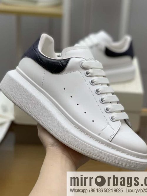 Alexander McQueen gradual change gray alligator tail calfskin sneakers