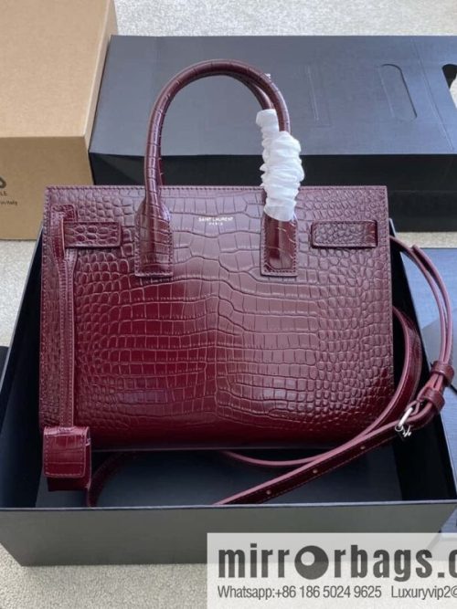 Saint Lauren Paris crocodile tote bag Model: 398710