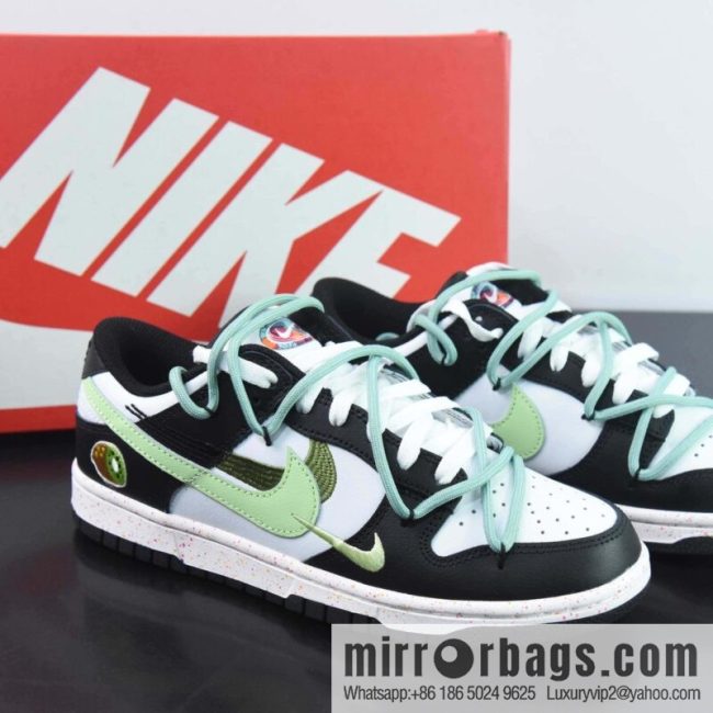 NK SB Dunk Low Deconstruction Vitality Triple Hook Black and White Green, Item Number: FD4623-152