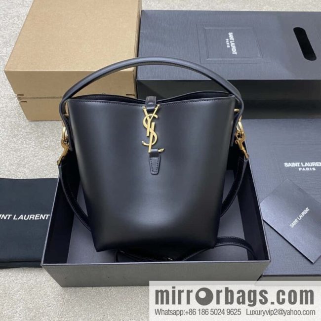 New LE 5A-7 series small bucket bag black plain weave/gold Model: 749036