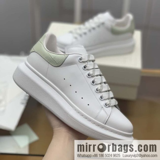 Alexander McQueen Alexander McQueen Rice Grey Crocodile Tail Unisex Same Sneakers