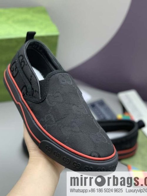 GUCCI black classic GG canvas men\'s casual shoes