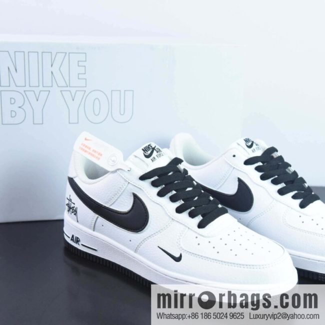 Nike Air Force 1 \'07 Low \"White/Apple Green\" Air Force One \"White Apple Green Stussy embroidery hook\" CW2288-111