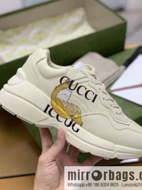 GUCCI household name animation image, banana meow sticker Unisex Vintage sneakers