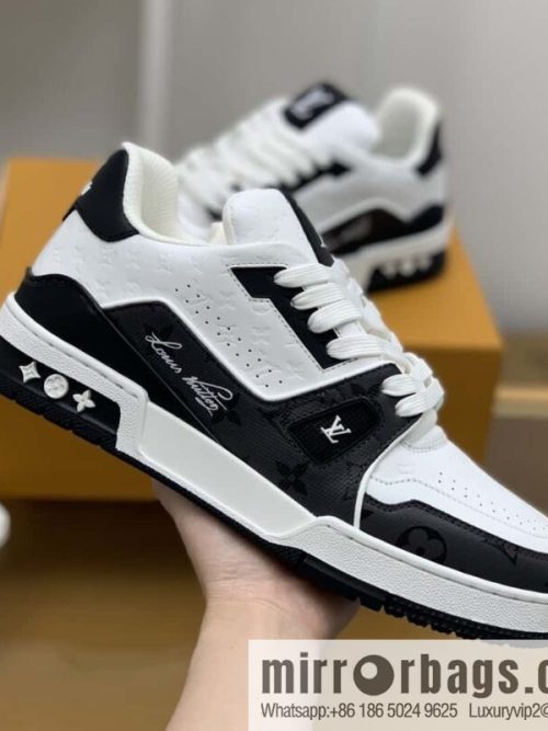 LV color matching calfskin Vuitton logo His & Hers sports running shoes