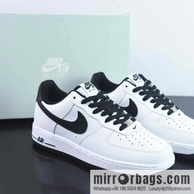 Nike Air Force 1 Low Air Force One low-top versatile recreational sports shoes, black and white, item number: DH7561-102