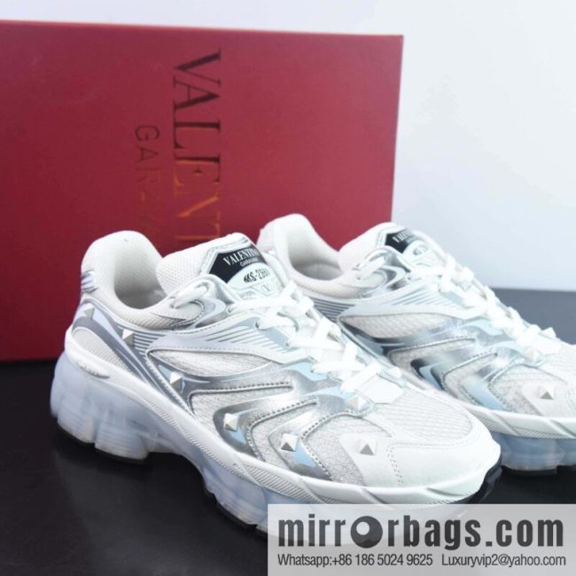 Valentino/Valentino Garavani MS-2960 Low-top Sneaker Rivet Series Low Help Thick Bottom Daddy Wind Increase Versatile Casual sneakers